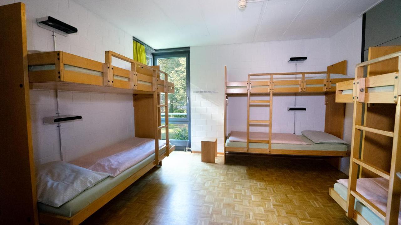 Bett im 6-Bett-Schlafsaal