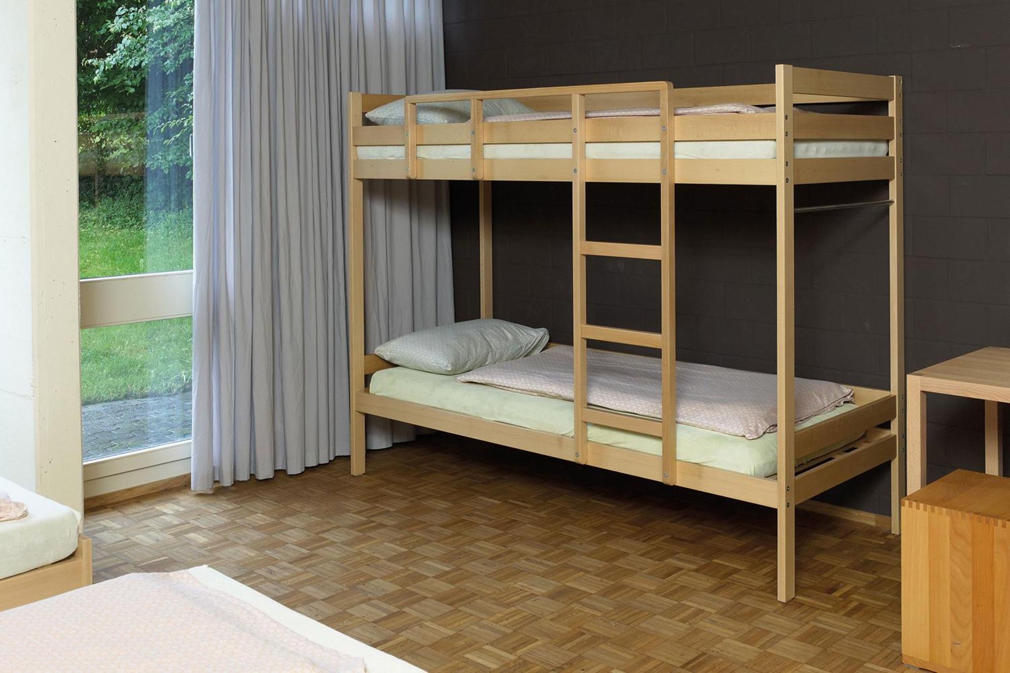 Vierbettzimmer mit Gemeinschaftsbad